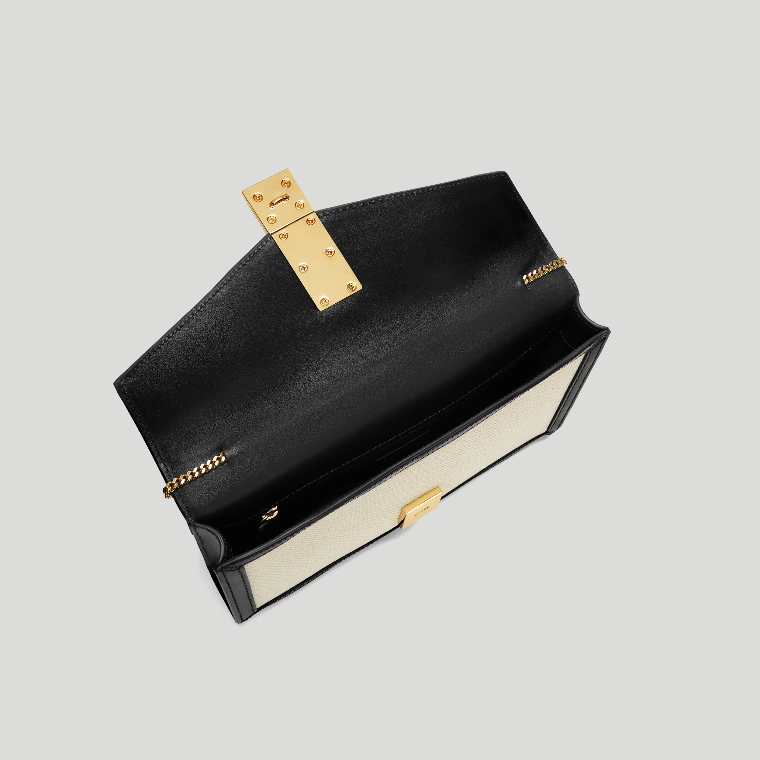The Vancouver Clutch - Image 3